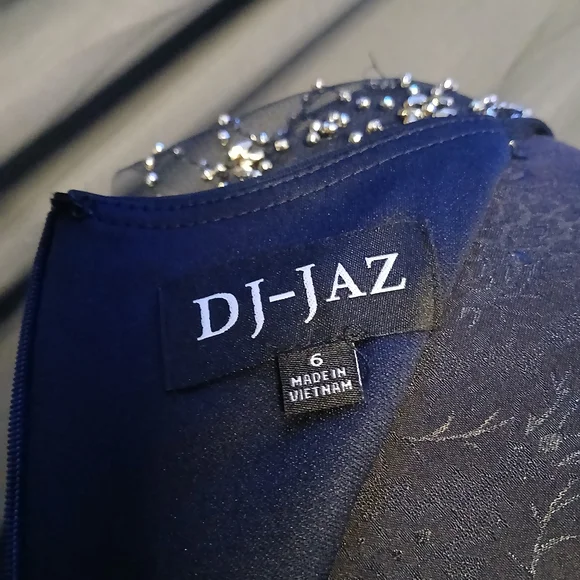 Chic Blue Midi Dress with Embellished Neckline - Picture 2 of 2